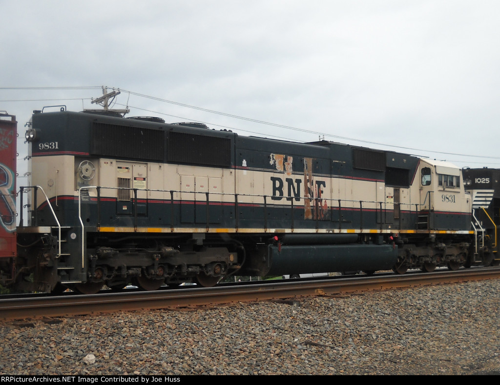 BNSF 9831